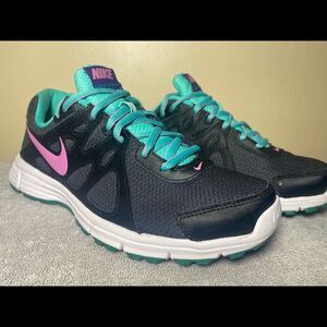 NIKE Revolution 2 Lace Up Running Athletic Shoes Sneakers 554900-025 Womens Sz 8